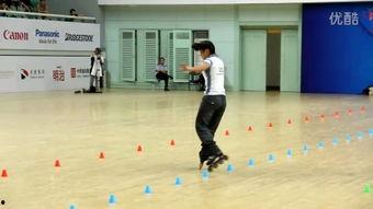 成人轮滑花桩教学视频,轻松掌握成人轮滑技巧