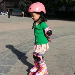 学轮滑成人技巧视频讲解,成人技巧视频深度解析